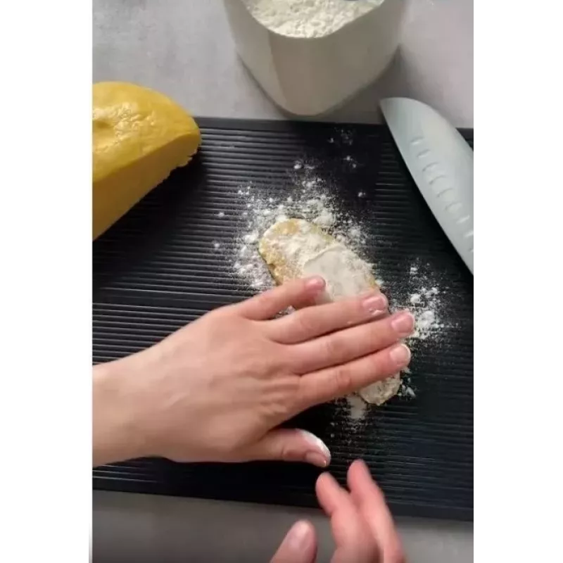 Rankinė makaronų mašina GEFU GF89426 – lasanijai, tagliatelle, tagliolini, nerūdijantis plienas ir plastikas, 205×200×155 mm