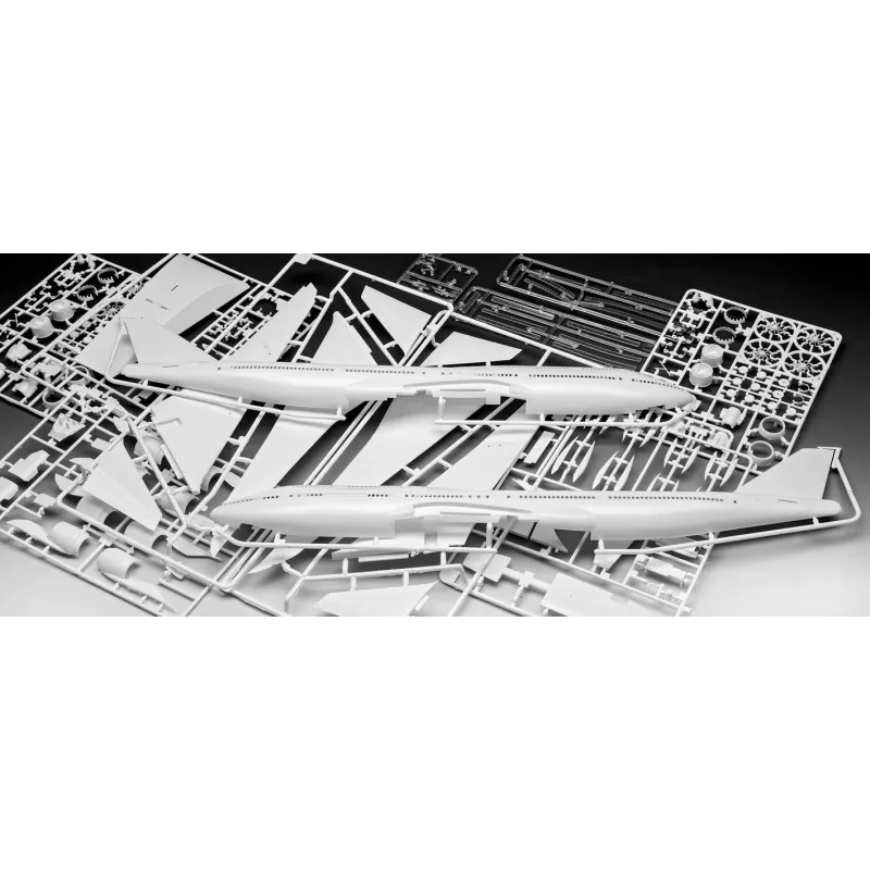 Lėktuvo modelis Revell Boeing 747-8 Lufthansa New Livery