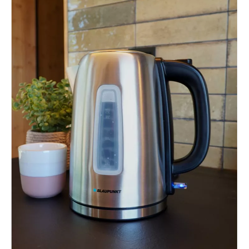Elektrinis virdulys BLAUPUNKT EKS412 – 1,7 l nerūdijančio plieno, 2200 W, vandens lygio indikatorius, 360° pagrindas