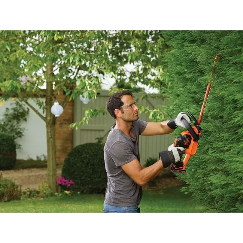 Krūmapjovė Black & Decker GTC18452PC