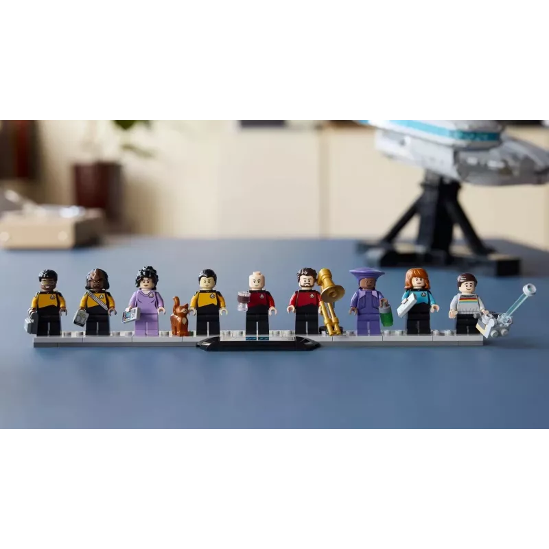 LEGO ICONS 10356 Žvaigždžių kelias: ir S.S. Enterprise NCC-1701-D