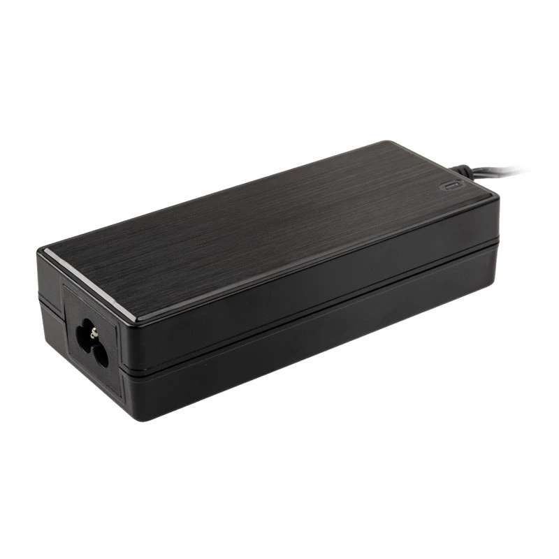 Akasa maitinimo šaltinis, skirtas Intel NUC / Mini-ITX sistemoms – 90 W