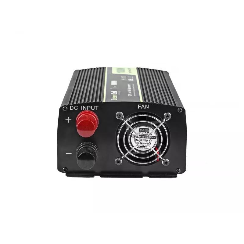 Green Cell INV09 automobilinis keitiklis 12V į 230V 1000W grynas sinusas juodas