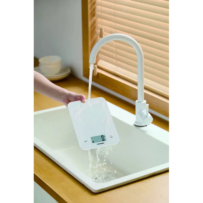 Virtuvinės svarstyklės BLAUPUNKT FKS401 baltos, max 10 kg, 1 g tikslumas, liečiamas valdymas
