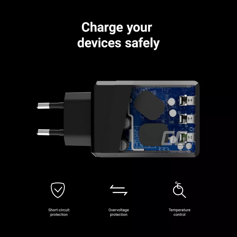 Green Cell CHARGC03 30W sieninis įkroviklis su 3 USB prievadais, juodas