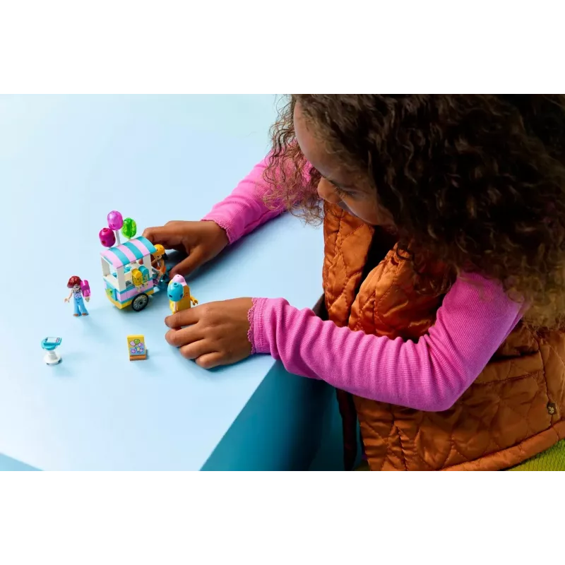 LEGO FRIENDS 42692 Ledų ir balionų stendas