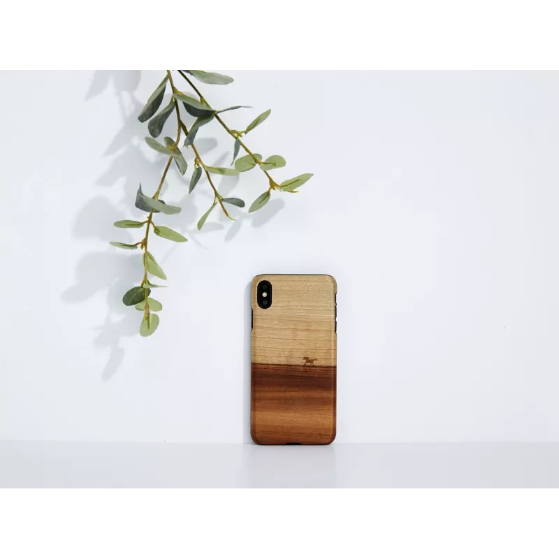 Man and Wood dėklas iPhone XS Max juodas – natūralios medienos apsauginis dangtelis