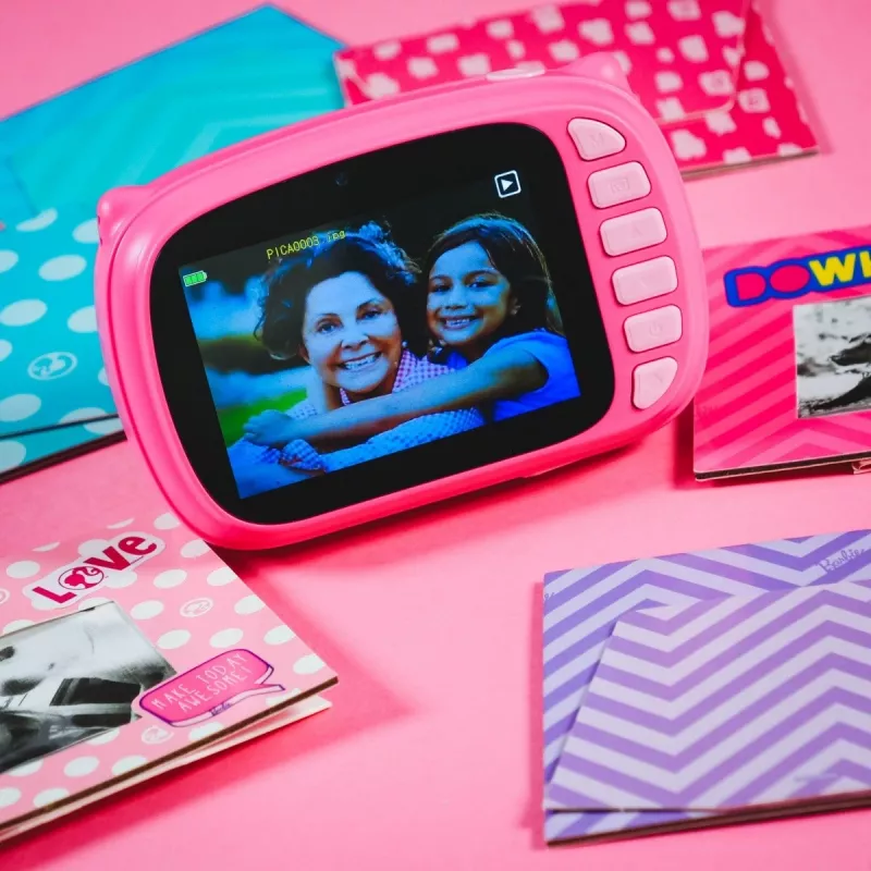 Barbie Print Cam – momentinė kamera su spausdinimu