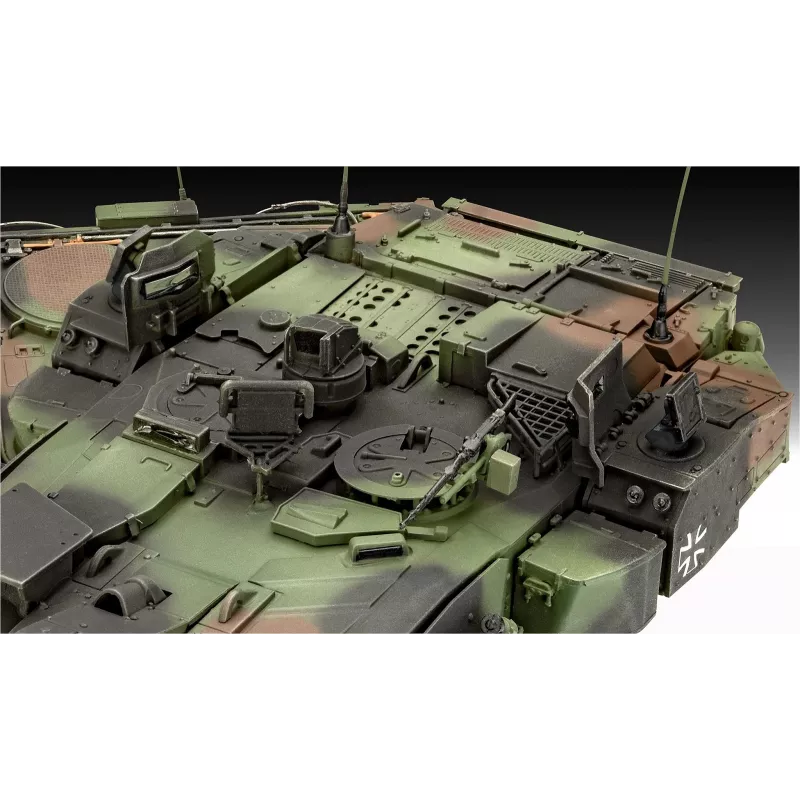 Plastikinis modelis REVELL Leopard 2A7A1 karinis tankas