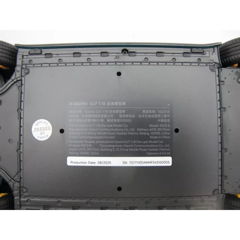 Modelinis automobilis Xiaomi SU7 1:18 liejimas – surinktas, 278×108×81,5 mm