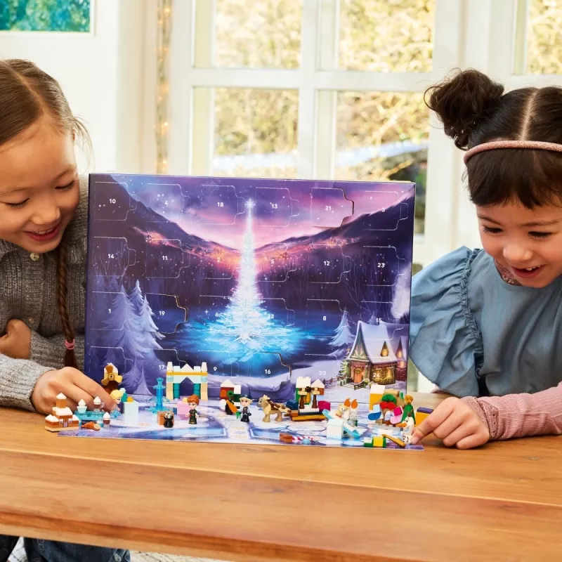 Konstruktorius LEGO Disney „Frozen“ Advento kalendorius 2025 rinkinys 43273 – 231 detalė, 4 minifigūrėlės, nuo 5 metų