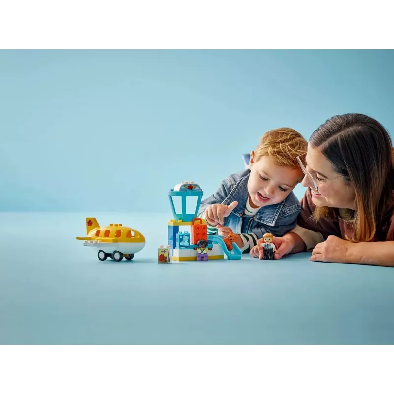 LEGO DUPLO 10443 Pirmas kartas oro uoste