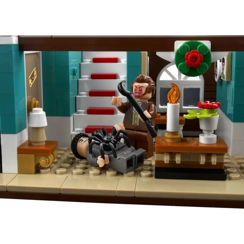 LEGO Ideas 21330 Namuose vieni