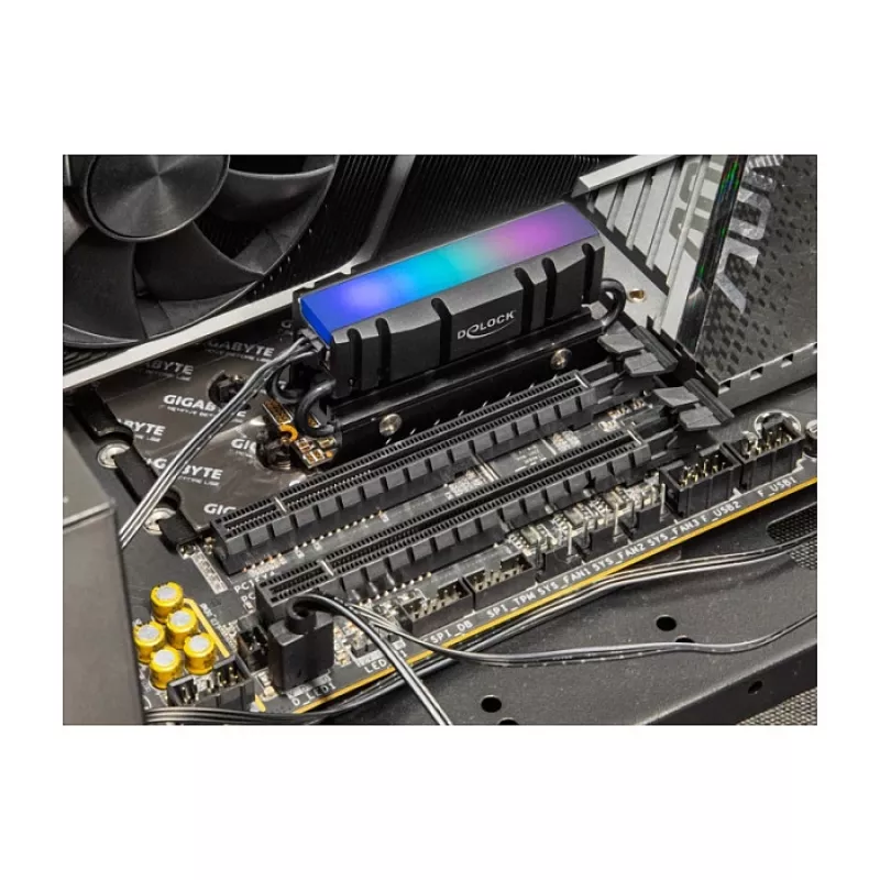 Aušintuvas DELOCK 18460 M.2 SSD 2280 — Aliuminis/Varis, RGB 5V, Juodas