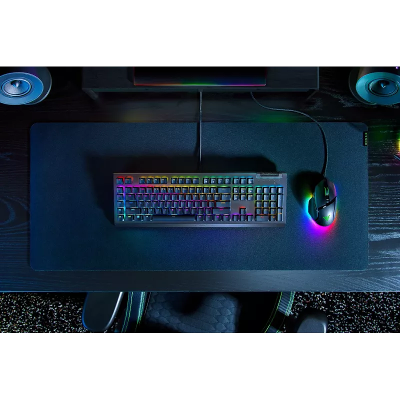 Razer BlackWidow V4 X laidinė žaidimų klaviatūra, kirilica, geltoni jungikliai, juoda
