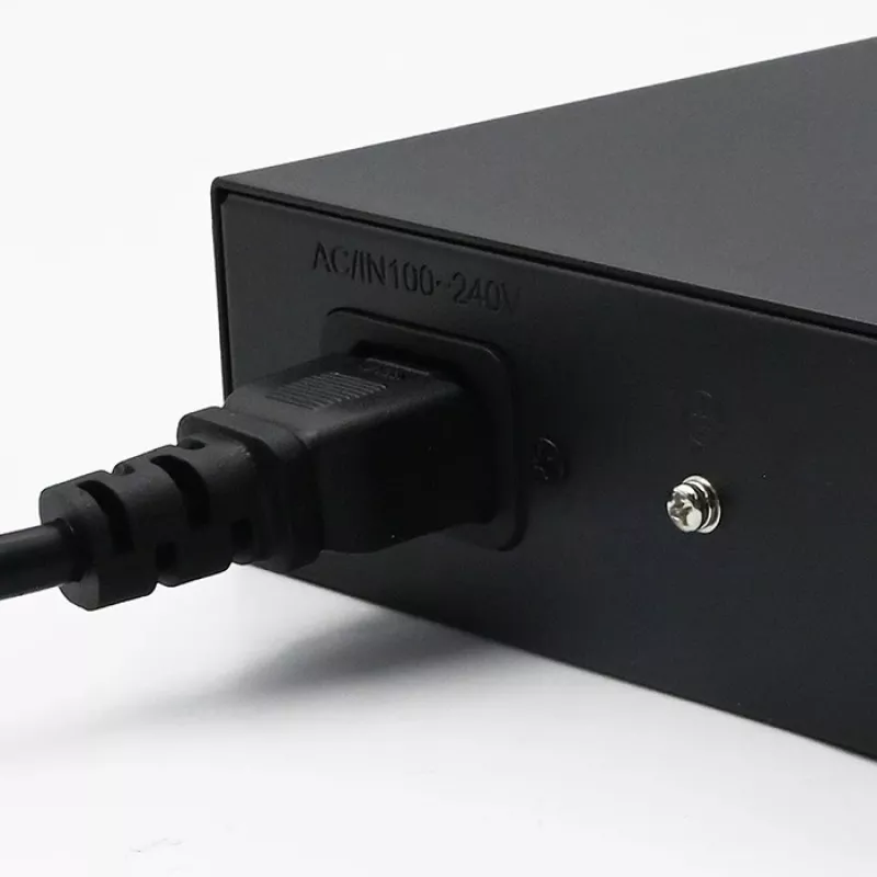 Tinklo jungiklis QOLTEC 52364 – Gigabit Ethernet PoE 16xRJ45, 2xSFP