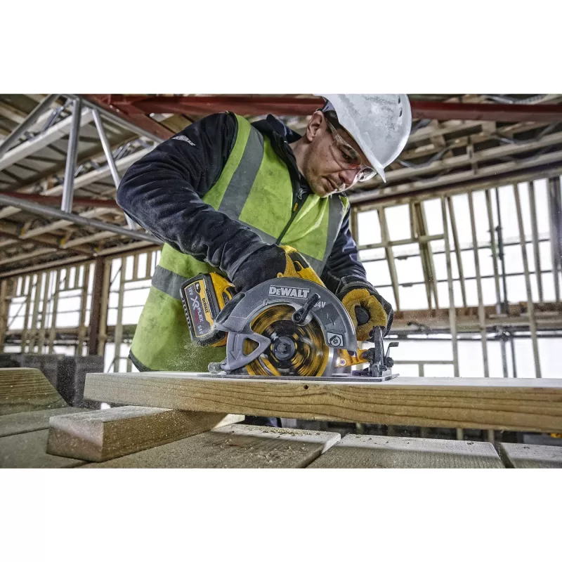 Nešiojamas diskinis pjūklas DeWalt DCS578NT – belaidis rankinis pjūklas, 1 vnt.