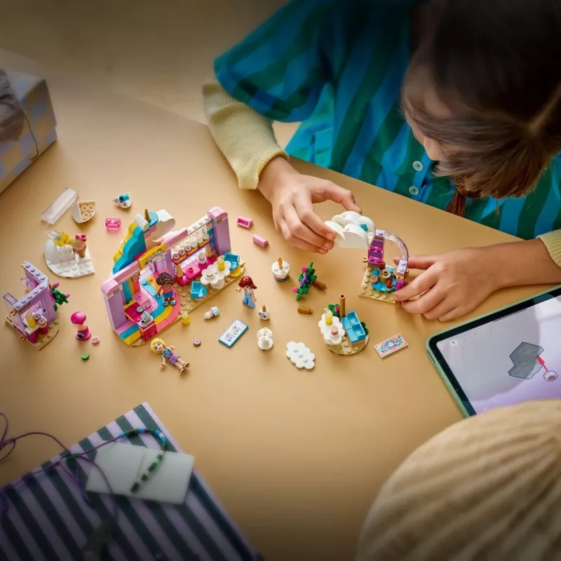 LEGO Friends 42684 Vienaragio svajonių kavinė