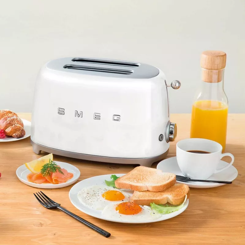 SMEG skrudintuvas baltas TSF01WHEU