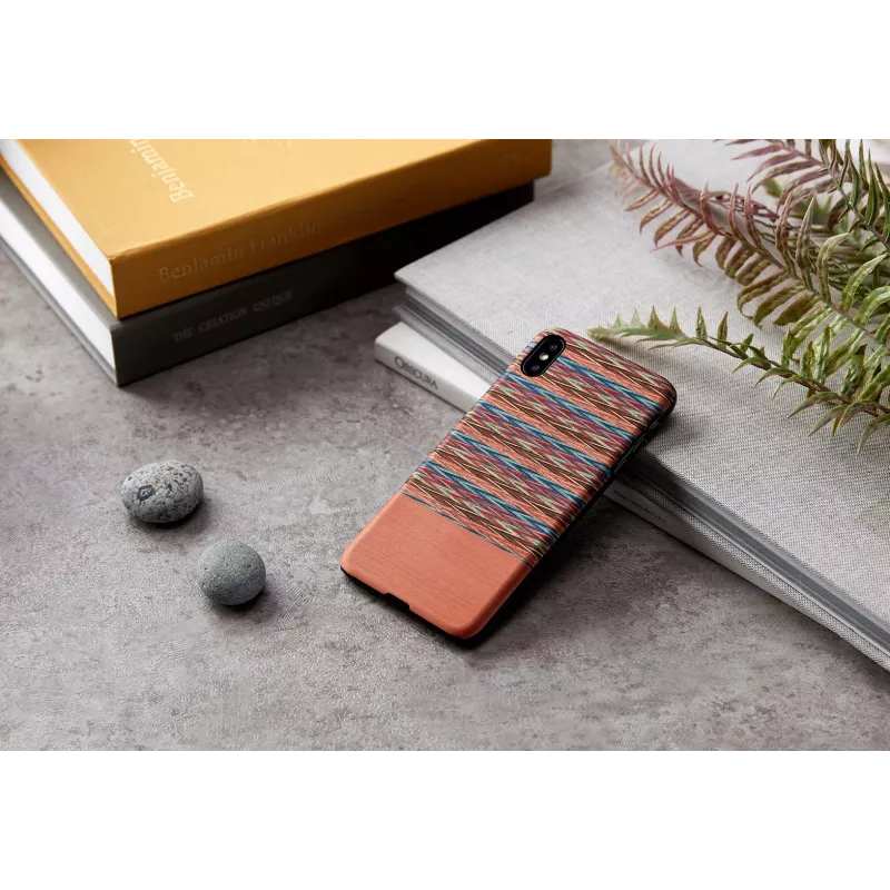 Dėklas telefonui man and wood iPhone X/XS — rudas languotas su juodais akcentais
