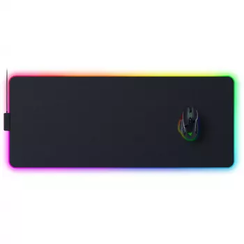 Žaidimų pelės kilimėlis Razer Strider Chroma – poliesterio paviršius, 370×900 mm, juodas, daugiaspalvis apšvietimas