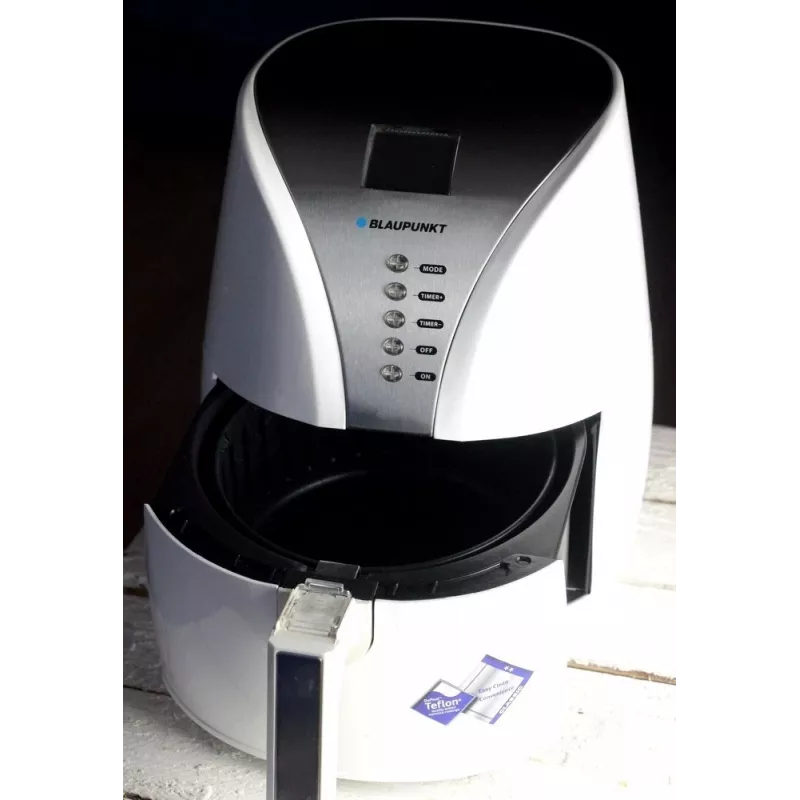 Kepimo skrudintuvas BLAUPUNKT AFD601 — 4 L, 1500 W, 150–200 °C, LED ekranas, liečiamieji valdikliai