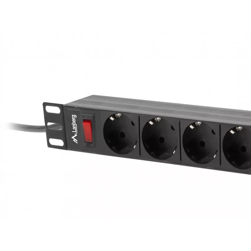 Maitinimo skirstytuvas LANBERG PDU-09F-0300-BK — 9x F tipo lizdai, 3 m laidas, aliumininis korpusas, 10 A