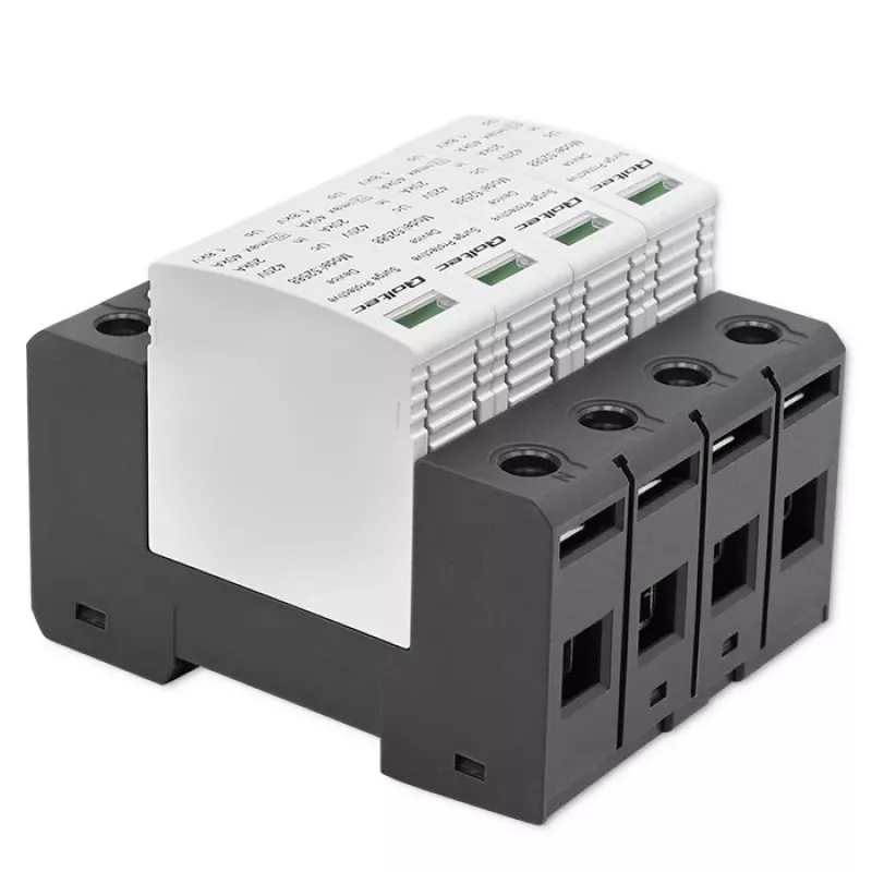 Apsauginis įtampos ribotuvas QOLTEC 52588 AC 4P 420V T2 C — 4 polių, 420 V, 2 tipo