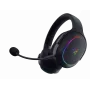 Razer Barracuda X Chroma belaidės ausinės ant ausų juodos