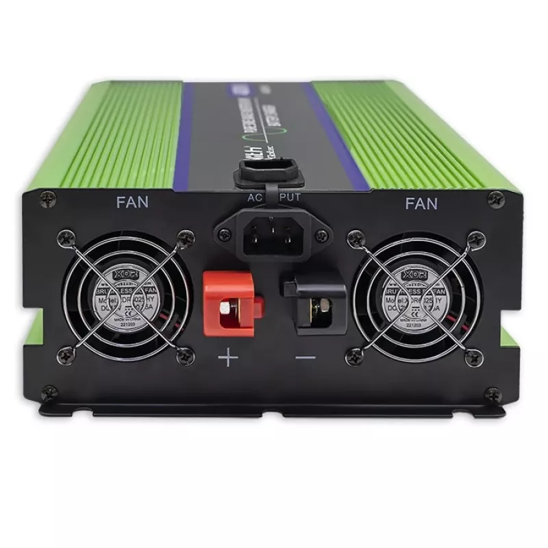Qoltec Monolith įtampos keitiklis | Akumuliatoriaus įkroviklis | UPS | 2000 W | 4000 W | 12 V į 230 V | Grynas sinusas | LCD juodai žalias