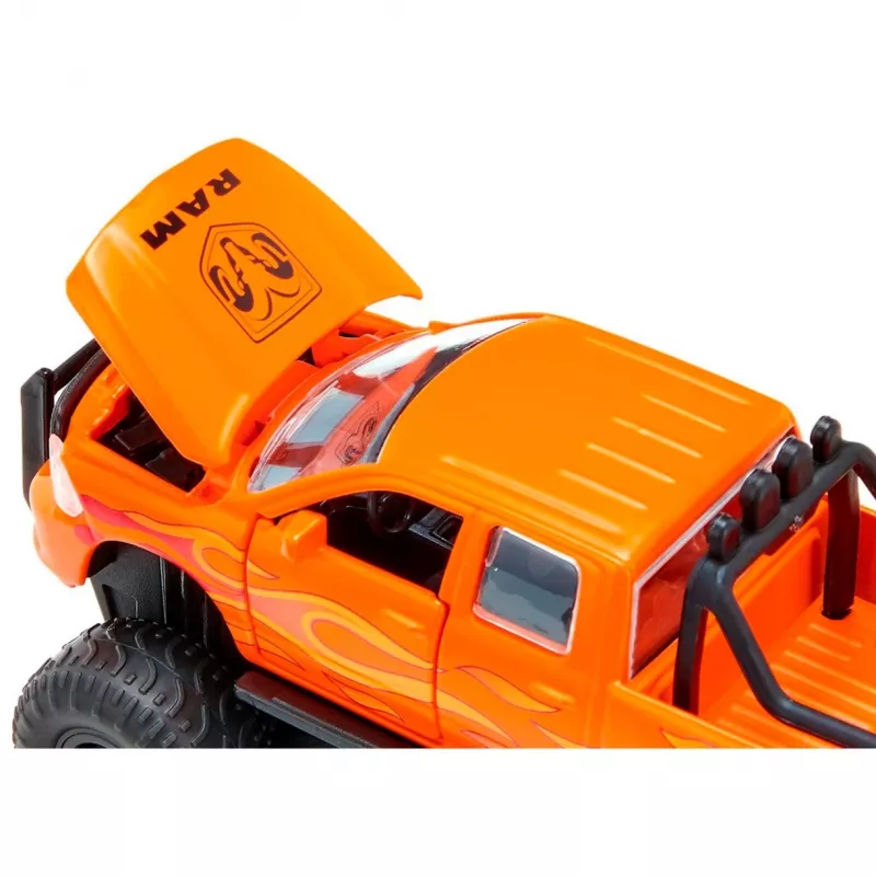 Siku RAM1500 su balioninėmis padangomis Pikapo modelis Surinktas 1:50