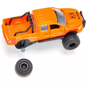 Siku RAM1500 su balioninėmis padangomis Pikapo modelis Surinktas 1:50