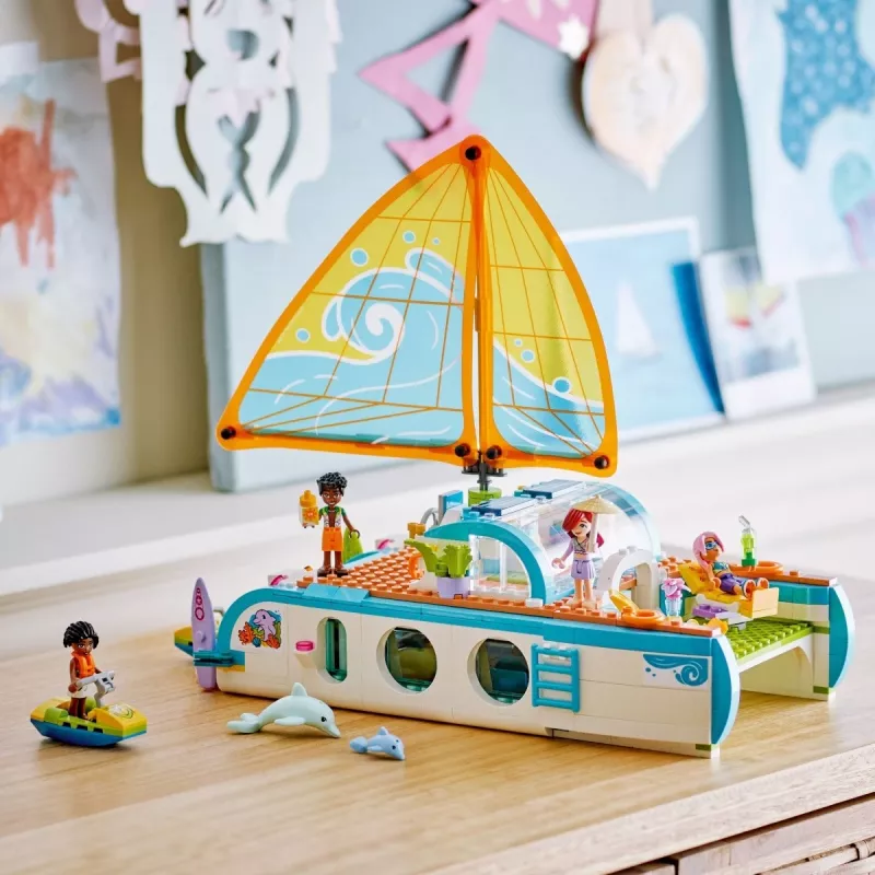 LEGO Friends kelionių laivo nuotykių rinkinys 42664 – 685 detalės, 4 mini lėlytės, nuo 8 metų, 260×190×320 mm