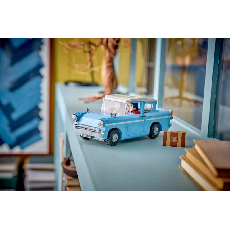 LEGO HARRY POTTER 76470 Užburtas skraidantis Ford Anglia