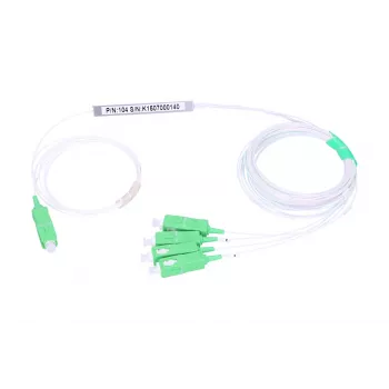Šviesolaidinis skirstytuvas Extralink PLC 1:4 SC/APC 0,9 mm 1,5 m žalia balta