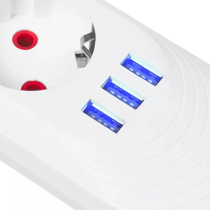 Maitinimo blokas MACLEAN MCE395 W – 5 lizdai, 3× USB A, 110–240 V AC, 2,1 A USB, max 2500 W, baltas, 1,5 m laidas