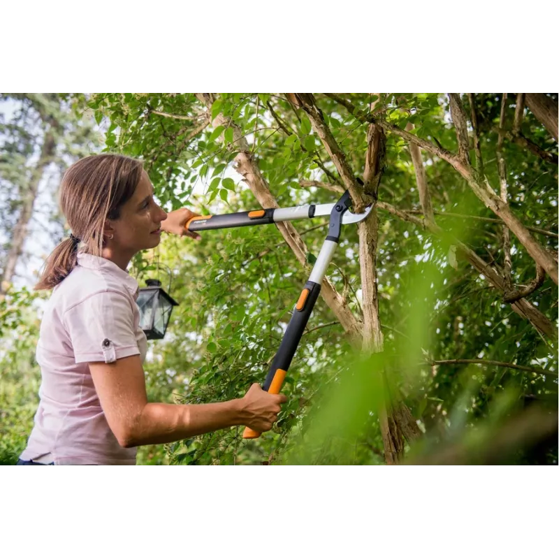 Fiskars SmartFit teleskopinės genėjimo žirklės 915 mm L86 juodos oranžinės (1013564)