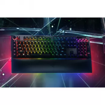 Razer BlackWidow V4 Pro žaidimų klaviatūra USB QWERTZ vokiška juoda