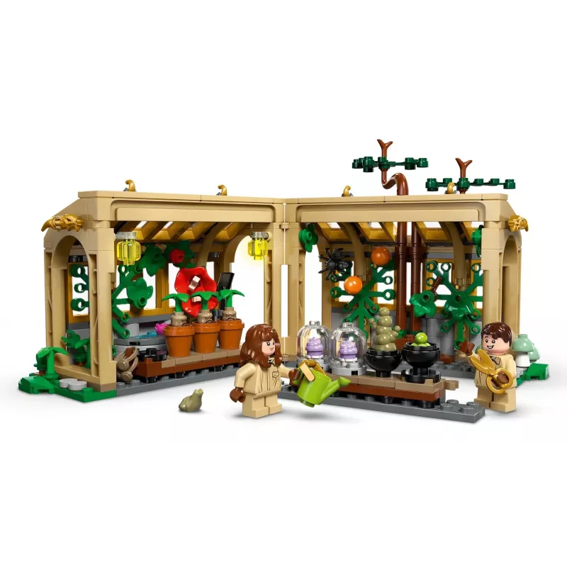LEGO HARRY POTTER 76445 Hogmitsų pilis – Žolininkystės pamoka