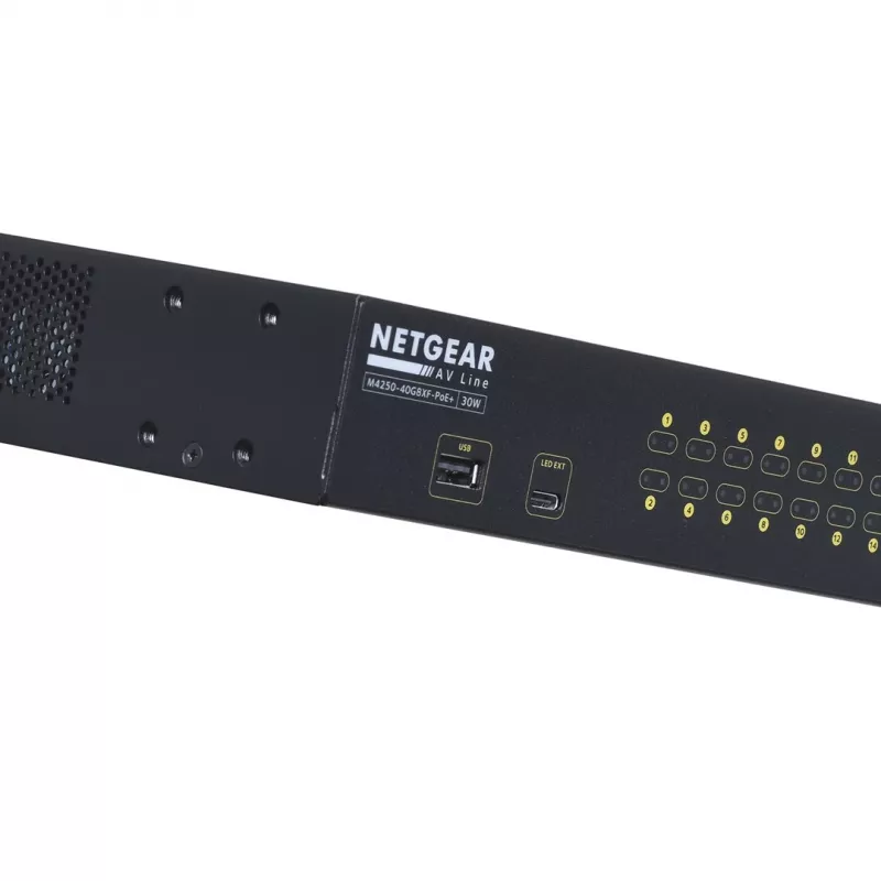 NETGEAR GSM4248PX-100EUS valdomas jungiklis L2/L3/L4 Gigabit Ethernet (10/100/1000) PoE juodas