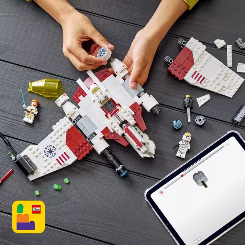 LEGO Star Wars V-19 Torrent naikintuvas 75432 konstruktorius – 567 dalių, 3 minifigūrėlės, demonstravimo ir žaidimo modelis