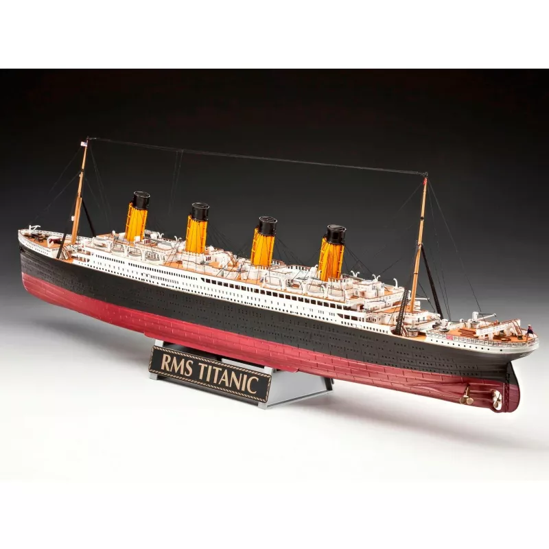 Rv05715 - Revell - 1:400 - Dovanų rinkinys - 100 metų Titanikas (specialus leidimas)