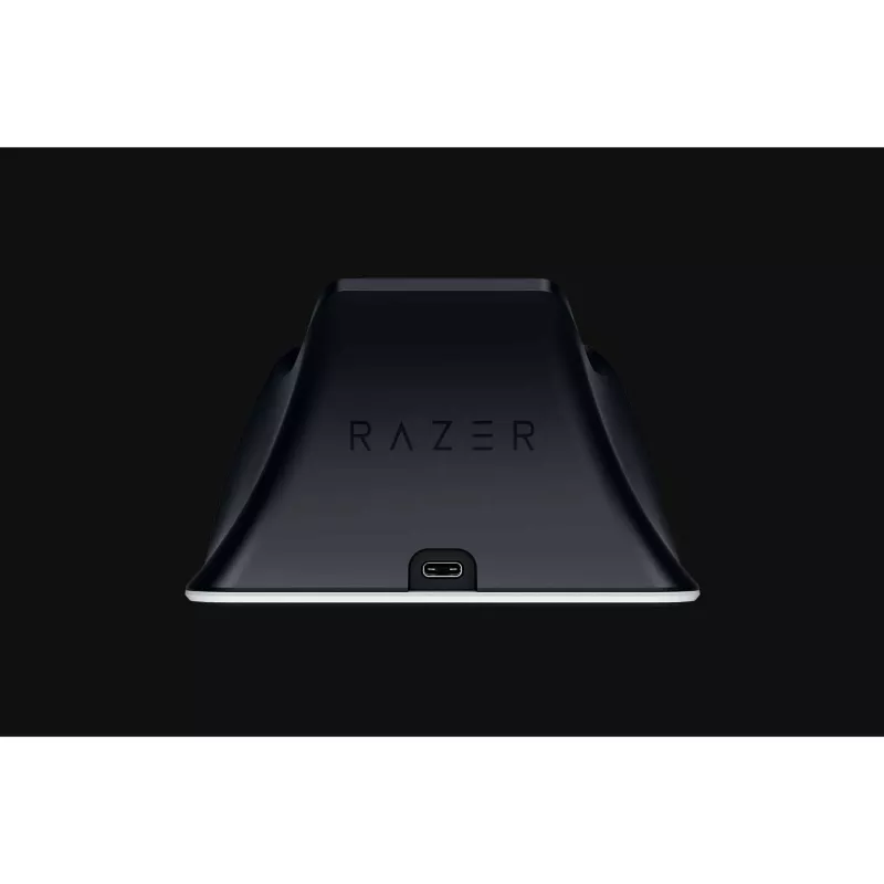 Įkrovimo stovas Razer RC21-01900100-R3U1, skirtas PlayStation 5 valdikliams – baltas, įkrauna vieną valdiklį, komplekte USB-C į USB-A laidas