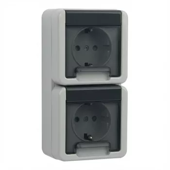 Kištukinis lizdas Schuko Gira 4780 30 – 250 V, 16 A, pilka, plastikinis korpusas