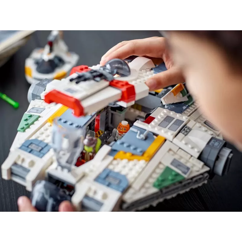 LEGO Star Wars žaidimų rinkinys 75357 — Dvasia ir Fantomas II, 1394 detalės, 4 minifigūrėlės, nuo 10 metų