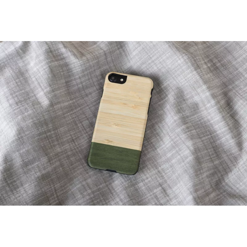 Dėklas telefonui iPhone 7/8 iš medžio ir polikarbonato — bambuko miškas juodas, man and wood