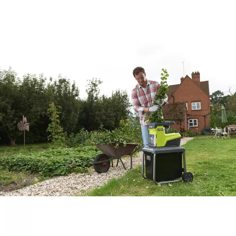 Ryobi RSH3045U - Smulkintuvas - Elektrinis - 3000 W - Smulkinimo talpa: 45 mm - 21 kg