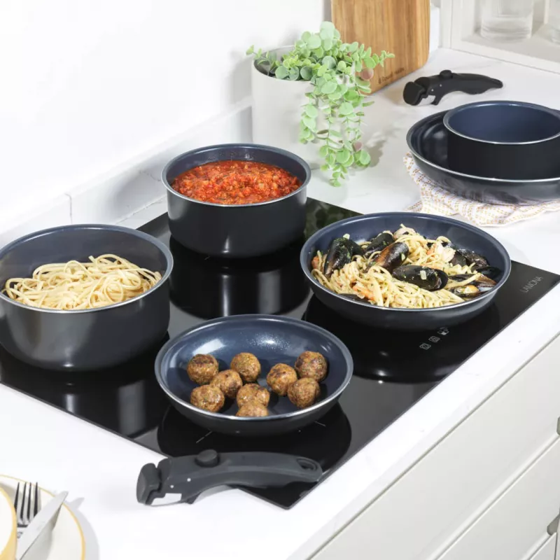 Puodų ir keptuvių rinkinys Russell Hobbs RH03321EU7 – 8 dalių, su keramine nelimpančia danga, tinka indaplovei