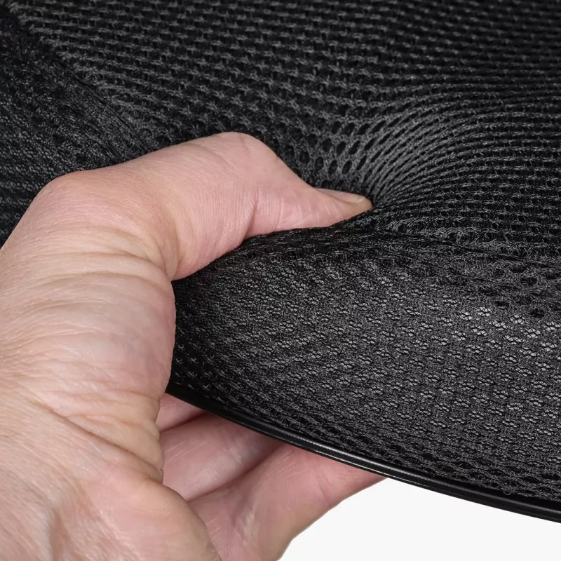 Ortopedinė sukamoji pagalvė ActionMed PO600AM – apvali sėdimoji pagalvė, 360° sukimasis, 1,5 kg, juoda