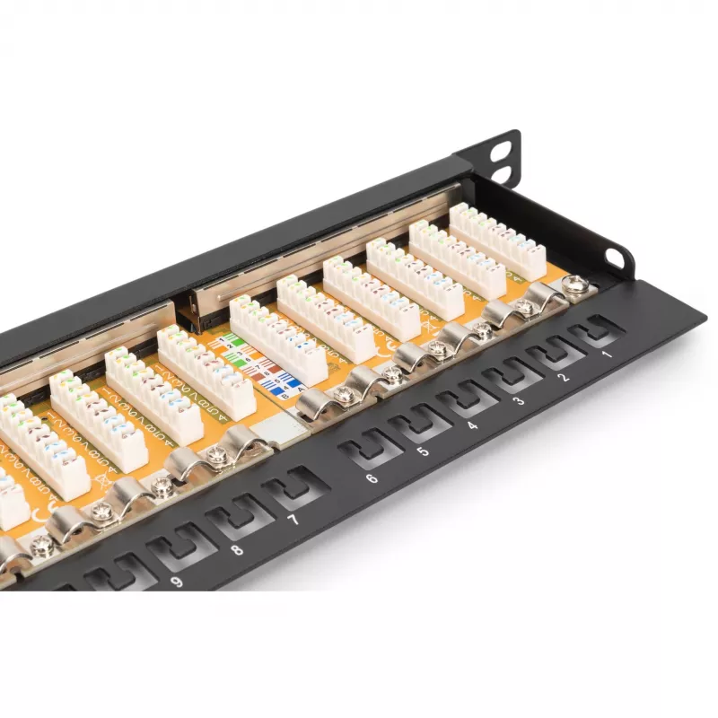 Patch Panel Digitus CAT 6 Class E High Density Shielded 24 prievadų 0,5U juodas
